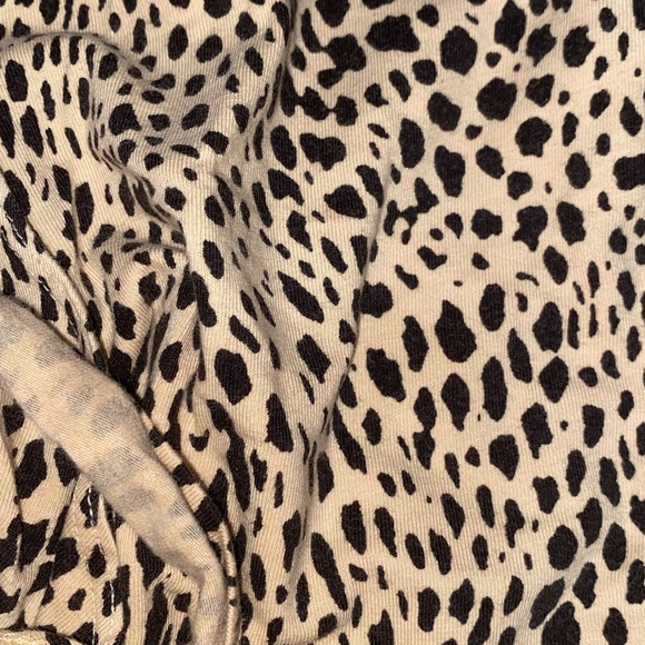 Brandy Melville cheetah leopard print tie front crop top - Picture 6 of 6